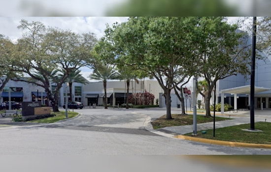 Boca Raton Mall Disturbance: Fireworks, Not Gunshots, Spark Panic Among Shoppers