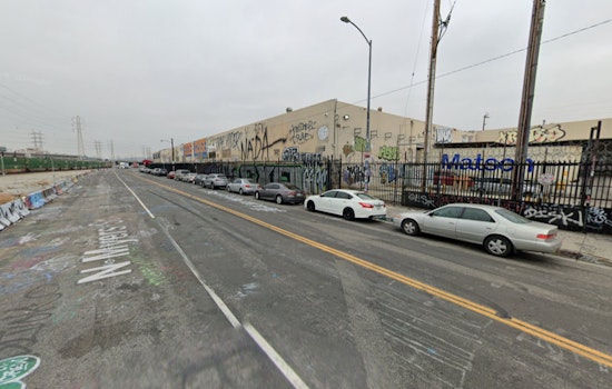 Boyle Heights Rubbish Fire Quickly Contained, LAFD Protects Vacant Commercial Building