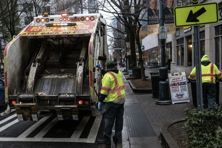 Charlotte Solid Waste Services Urges Summer Safety Maintain 50-Foot Buffer for Children and Sanitation Crews