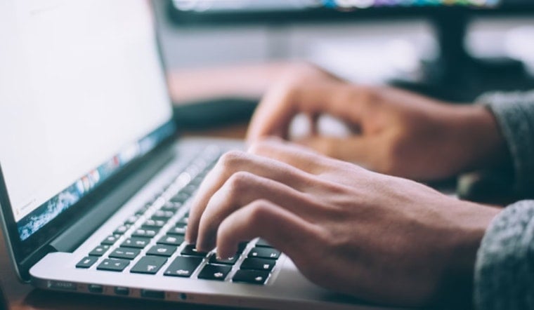 Chicago Chief Wealth Officer Admits to $2.45 Million Investor Fraud Scheme