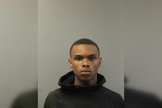 Chicago Teen Charged with Robbery and Aggravated Battery Following Assault in South Ridgeway Area
