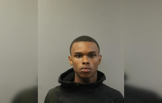 Chicago Teen Charged with Robbery and Aggravated Battery Following Assault in South Ridgeway Area