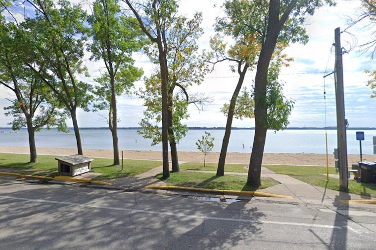 Civilians Rush to Aid Unconscious Swimmer at Little Detroit Lake in Becker County