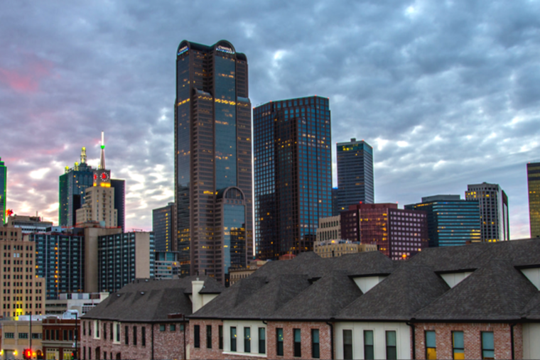 Dallas Braces for Scattered Showers and Thunderstorms with Patchy Morning Fog, Reports Fort Worth NWS