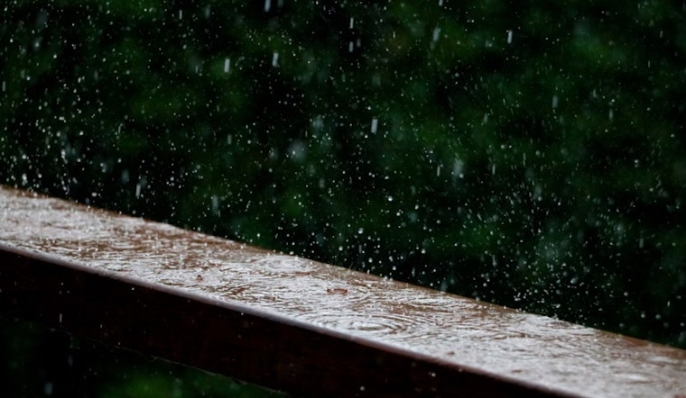 Detroit Weather Alert: Showers and Thunderstorms Expected, Sunny Days to Follow