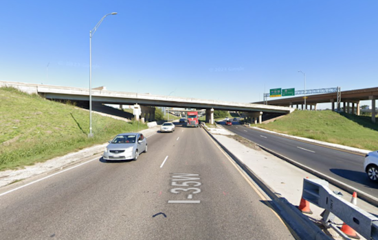 Early Morning Incident on I-35W in Fort Worth Results in Pedestrian Fatalities, Investigation Underway