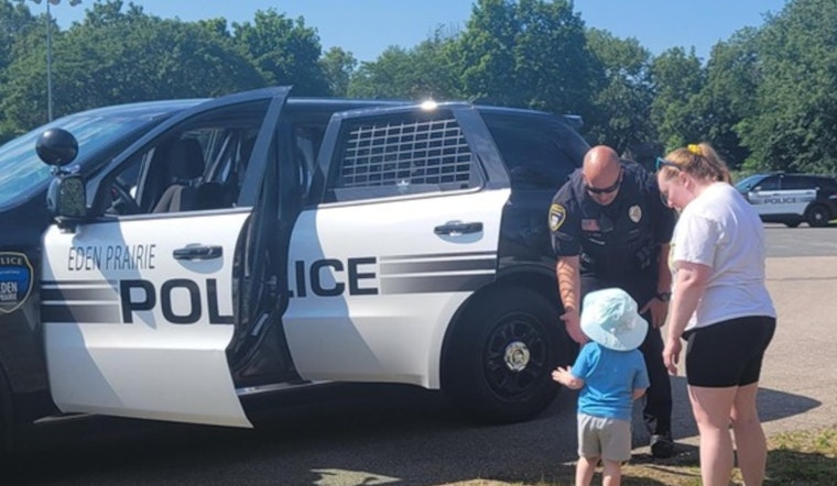 Eden Prairie Residents Bond with Local Police Over Coffee in Round Lake Park Event