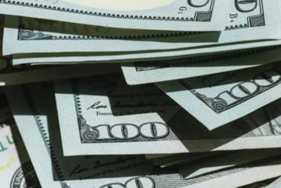 Exploring Financial Harmony: Benefits and Strategies for Couples Managing Money Together