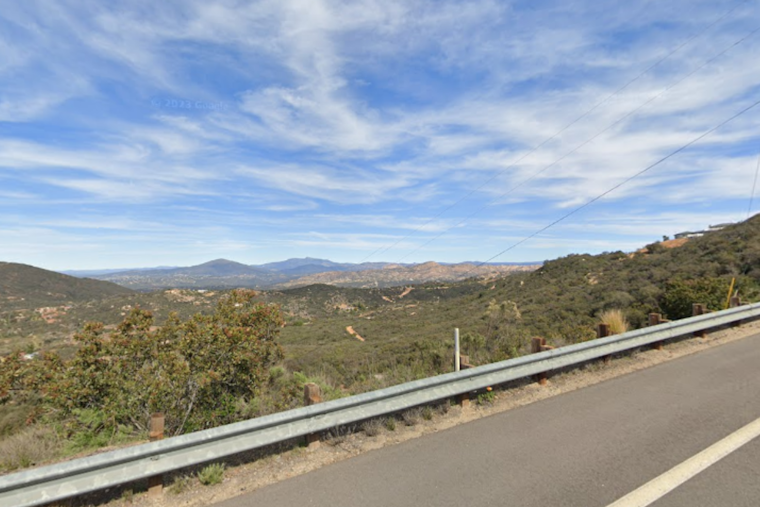 Firefighters Halt Progression of Sloane Fire in San Diego County, No Structures Threatened