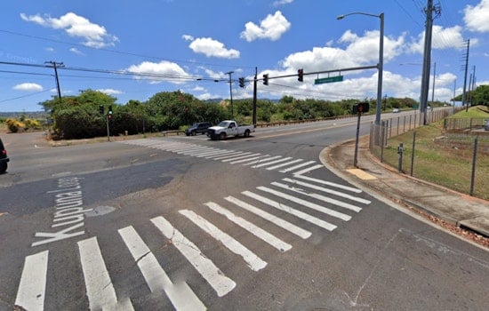 Five People Involved in Multi-Car Crash and Vehicle Fire Near Honolulu on Kunia Road