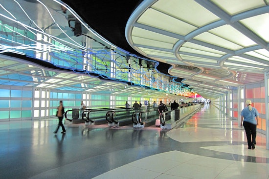 Flight Disruptions Persist at Chicago's Airports Following Global Tech Outage