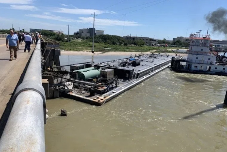Galveston Coast Faces Twin Environmental Threats from Platform Leak and Barge Collision