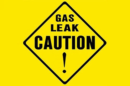 Gas Line Rupture in West Bloomfield Township Leads to Traffic Delays on Maple Road