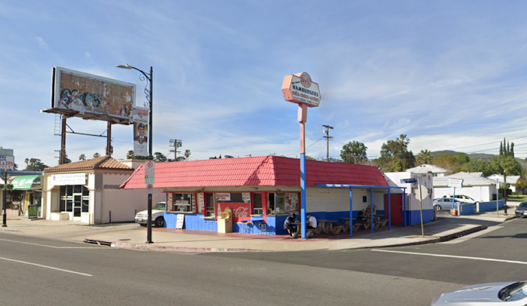 Goldburger Set to Charm Granada Hills with Nostalgic Burger Stand Experience