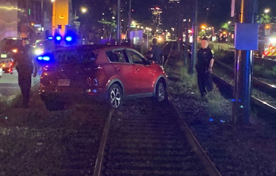 GPS Misguides Driver onto MBTA Green Line Tracks, Causes Service Interruption at Packard's Corner