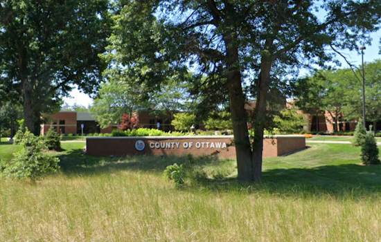 Grand Rapids Man Dies in Lake Michigan Near Pigeon Lake Pier Despite Rescue Attempts