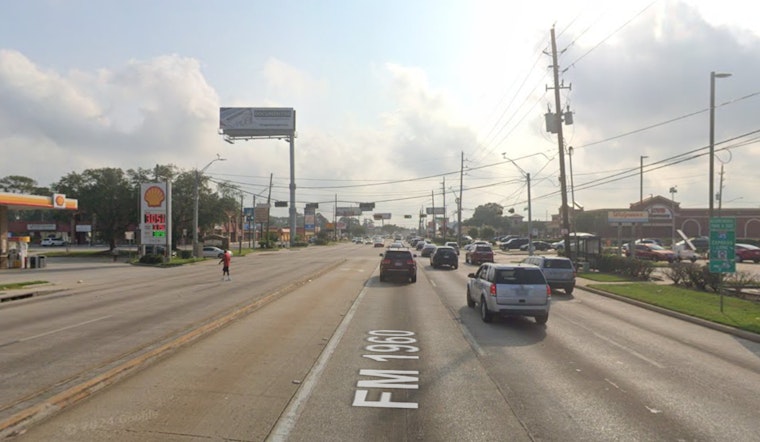 Harris County Deputy Shoots Man Suspected of Brandishing Fake Weapon Outside Gas Station