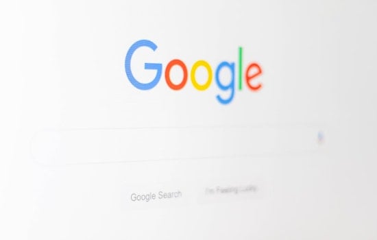 Harvard Study Reveals Language Bias in Google Search Algorithms, Skewing User Perspectives