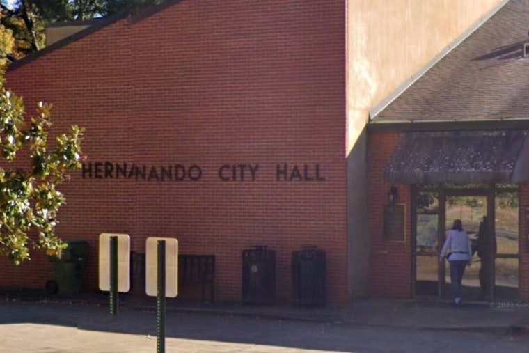 Hernando Hires Wisconsin Firm to Pitch Naming Rights for Civic Upgrades