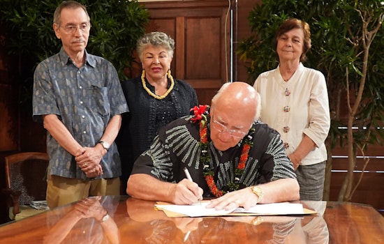 Honolulu Tightens Ethics Rules, Mayor Blangiardi Signs Bill Capping Gifts to City Employees at $50