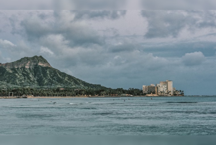 Honolulu's National Weather Service Forecasts Moderate Trade Winds, Minor Coastal Flooding for Fourth of July Weekend