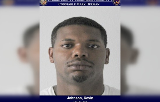 Houston Driver Arrested with 15 Open Warrants During Traffic Stop on Kuykendahl Road