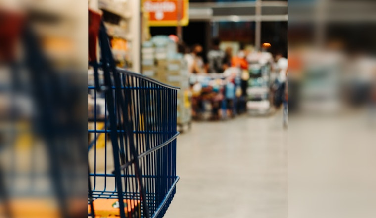 Houston Grocers Kroger and H-E-B Offer Discounts to Hurricane Beryl Victims
