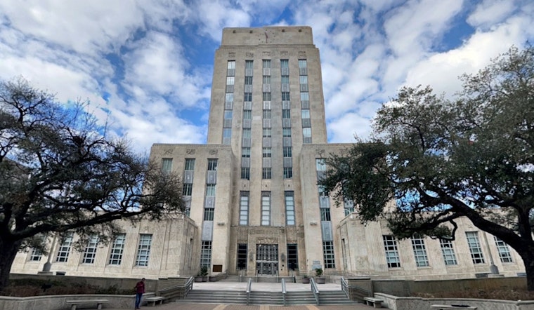 Houston Leaders Meet with CenterPoint Executives Over Inadequate Hurricane Response