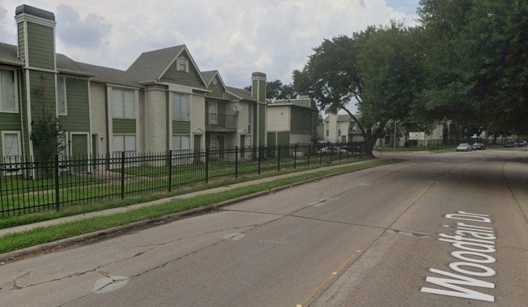 Houston Police Investigate Fatal Shooting of Unidentified Man on Woodfair Drive