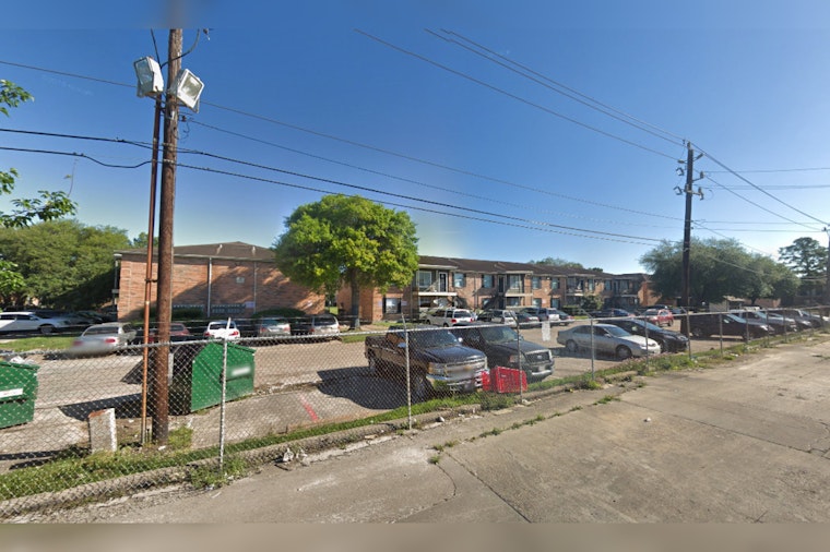 Houston Police Seek Information After Man Found Fatally Shot in Apartment Complex on Beechnut Street
