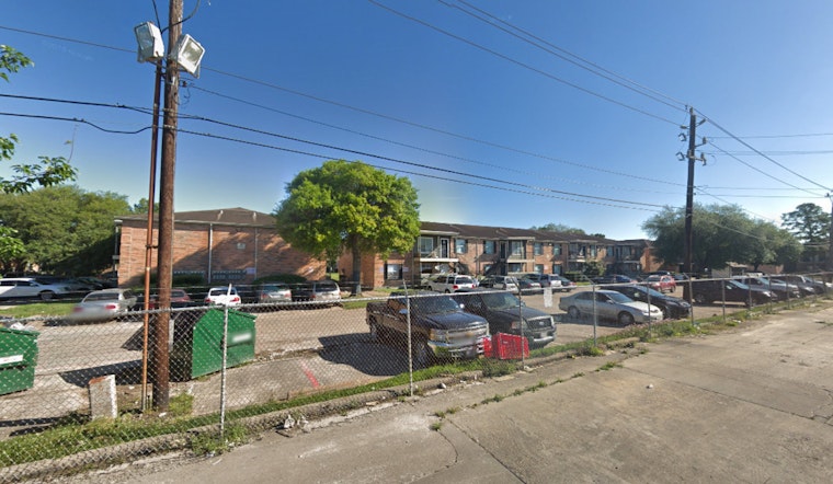 Houston Police Seek Information After Man Found Fatally Shot in Apartment Complex on Beechnut Street