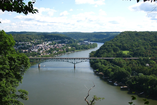Human Remains Found in Sedan Submerged in Allegheny River, Springdale Authorities Urge Public to Aid Investigation