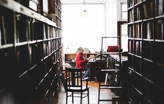"I Love My Librarian" Award Seeks Submissions to Honor Community Shapers