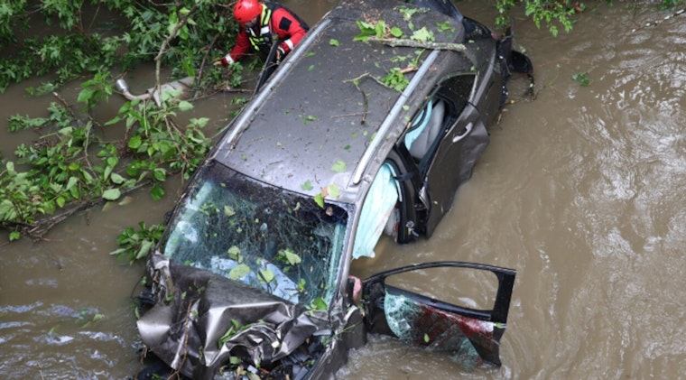 Indianapolis Senior Citizen Rescued by IFD After Vehicle Plunges into Williams Creek