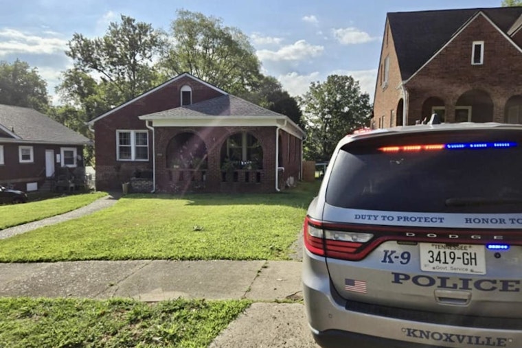 Knoxville Police Investigate Fatal Domestic Shooting on Linden Avenue, One Dead, Multiple Detainees Questioned