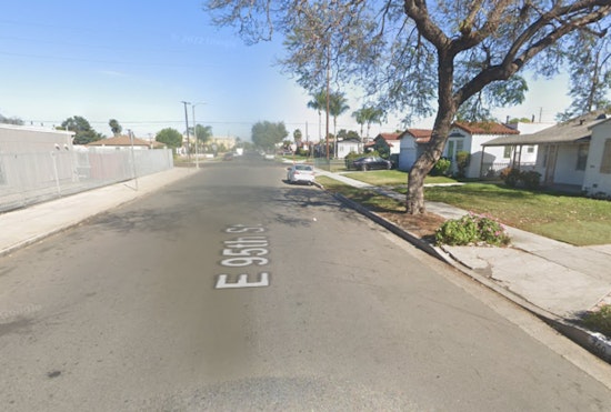 LAFD Extinguishes Fire in Green Meadows Garage, Man Hospitalized for Smoke Inhalation