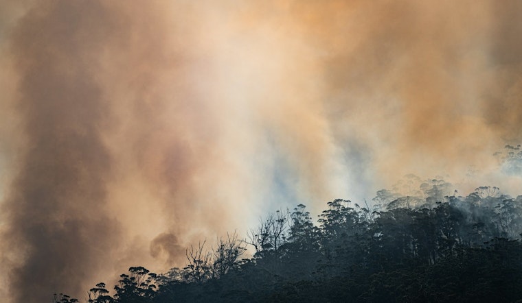 LAFD Joins Ventura County Firefighters to Battle Brush Fire in Bell Canyon, Structures at Risk