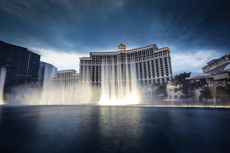 Las Vegas on Alert for Scattered Thunderstorms, Flash Flood Risks Amid Transition to Drier Conditions