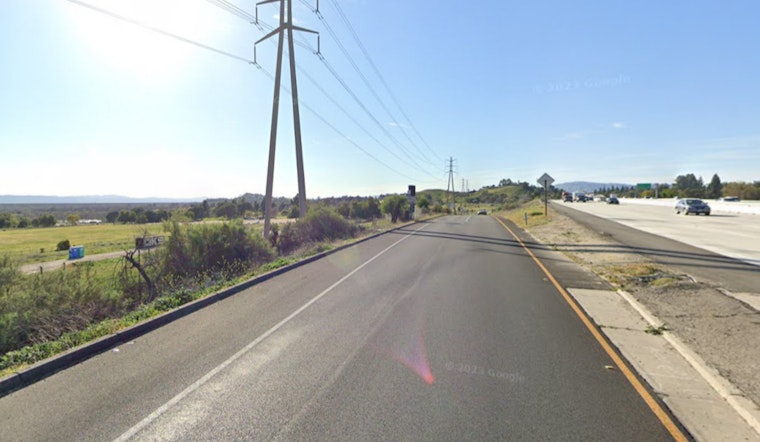 Los Angeles Firefighters Extinguish Brush Fire in Lake View Terrace, No Injuries Reported