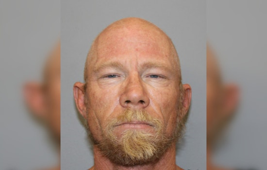 Man Accused of Impersonating Firefighter, Causing Unwarranted Panic During Phoenix-Area Wildfire