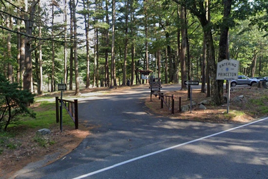 Man Falls to His Death While Climbing Crow Hill Ledges in Leominster State Forest