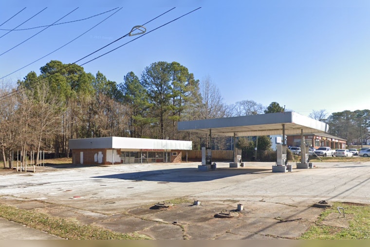 Man Fatally Shot at Stone Mountain Gas Station, DeKalb Police Launch Homicide Investigation
