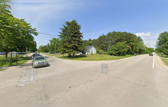 Man Hospitalized After Rollover Accident in Ottawa County, Investigation Underway