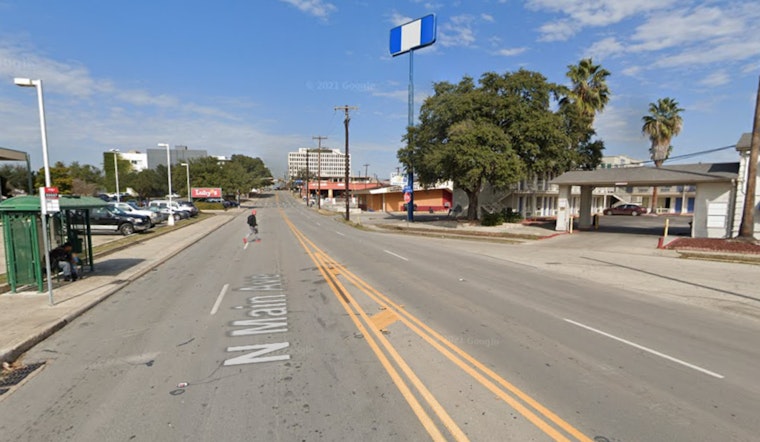 Man Hospitalized After Stabbing Incident in Downtown San Antonio, Suspect Apprehended