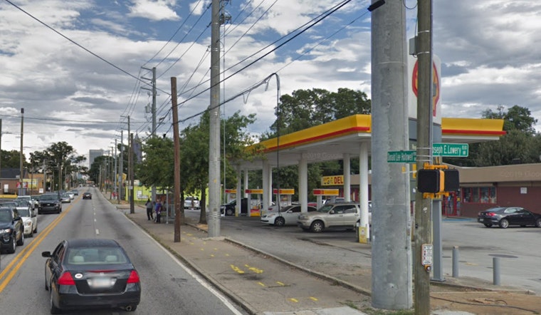 Man Hospitalized, Suspect Detained Following Stabbing on Joseph E. Lowery Boulevard in Atlanta