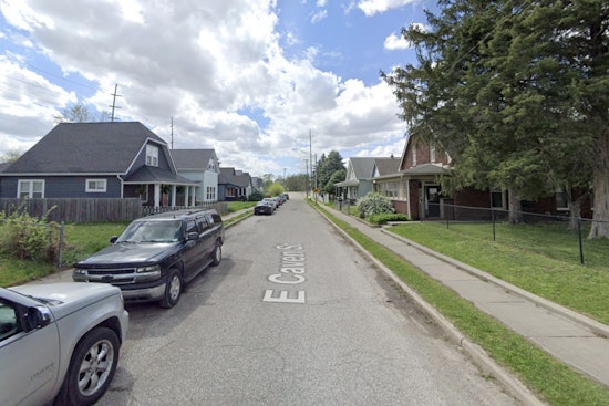 Man in Critical Condition After Shooting on Indianapolis' Near South Side, Suspect at Large