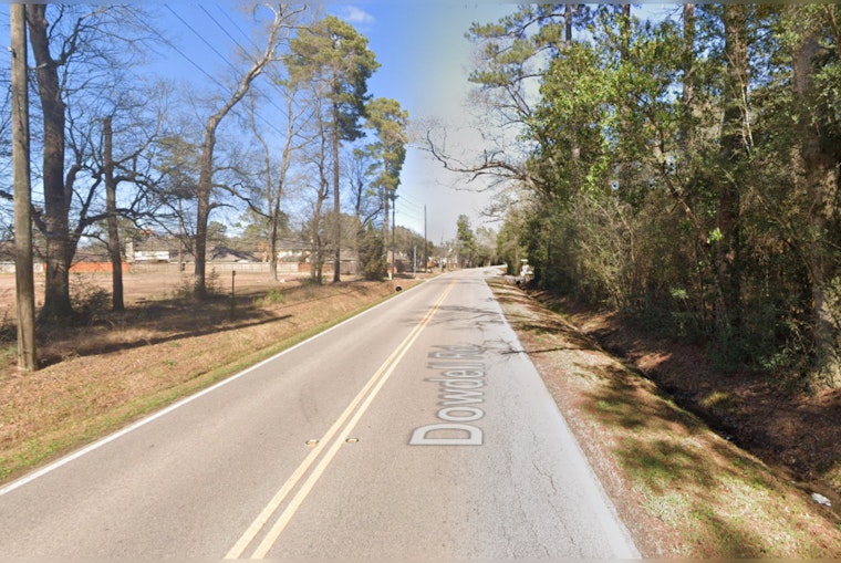 Man in Critical Condition After Vehicle Plunges into Ditch on Dowdell Road