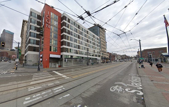 Man Injured in Shooting Incident in Seattle's Chinatown-International District, Suspect at Large