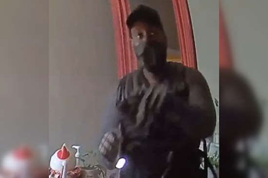 Man Posing as Police Officer Suspected of Robbing Georgia Massage Parlor, Tyrone Police Seek Public's Help