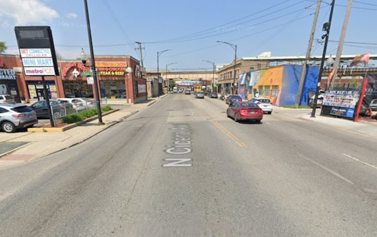 Man Stabbed and Robbed on CTA Bus in West Garfield Park, Chicago, Police Seeking Suspect